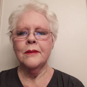 Meet your Posher, Paula